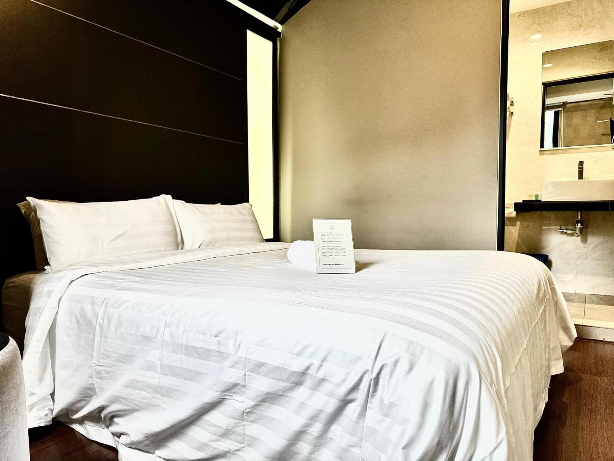 Chariton Hotel Nusa Bestari ジョホールバル エクステリア 写真